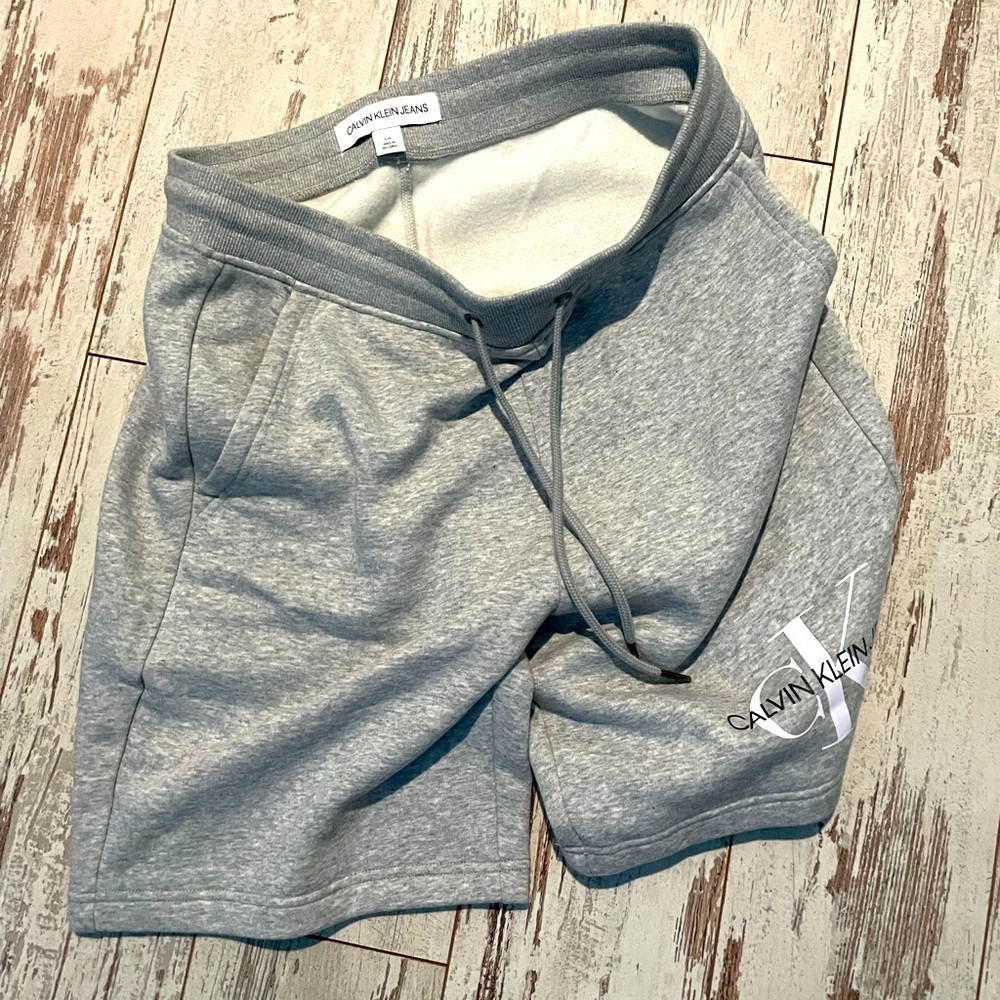 Men's soft cotton Calvin Klein shorts  . Large
